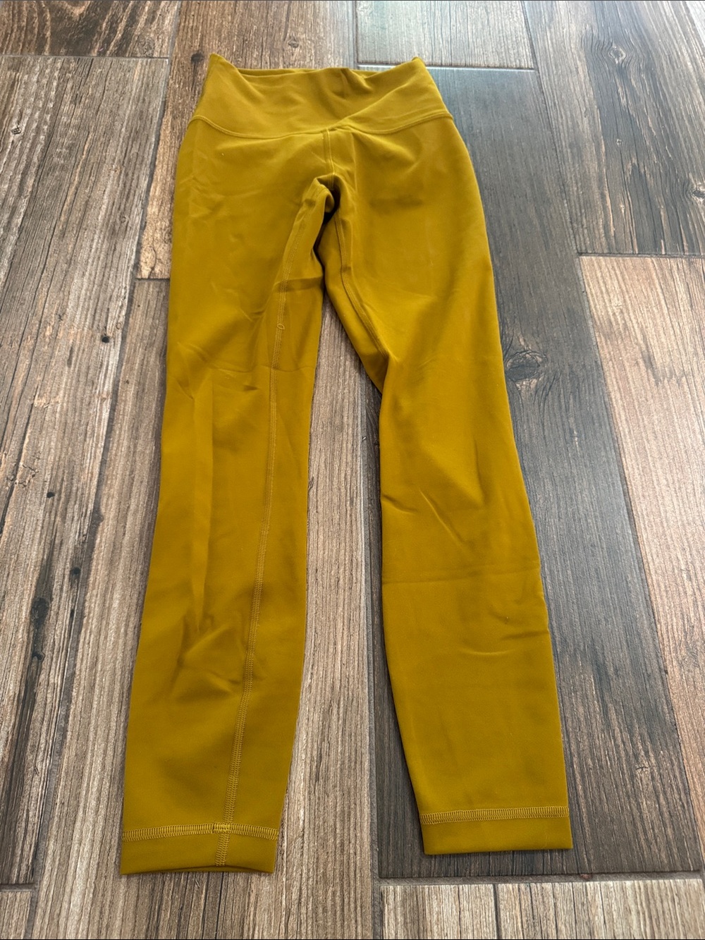 Womens luluemon Mustard Leggings size 4